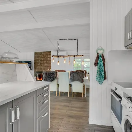 In With Kitchen *